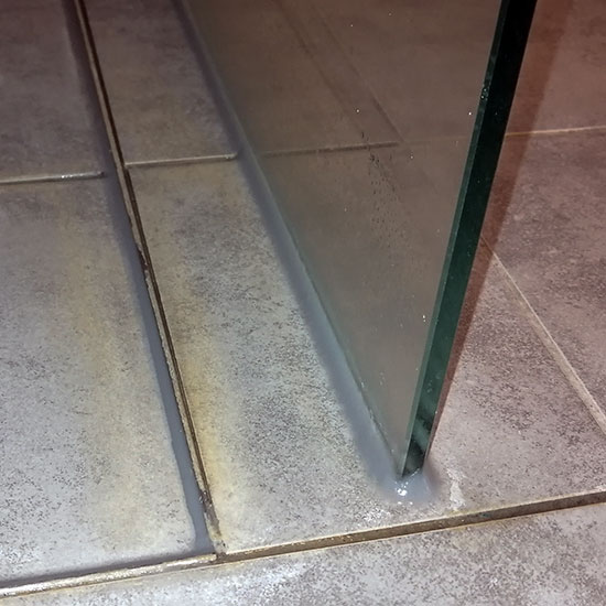 Douchewand kitten grijs — Son en Breugel